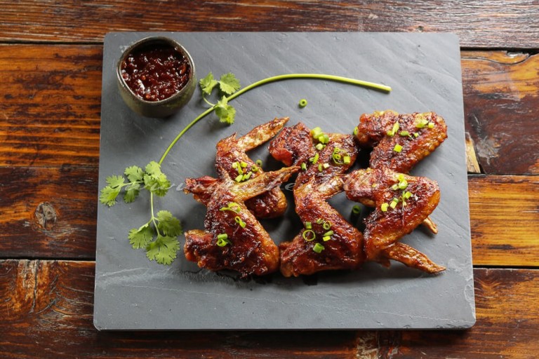 Asian Style Hot Chicken Wings - Quichentell
