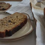 Gluten-free eggless banana bread / /www.quichentell.com